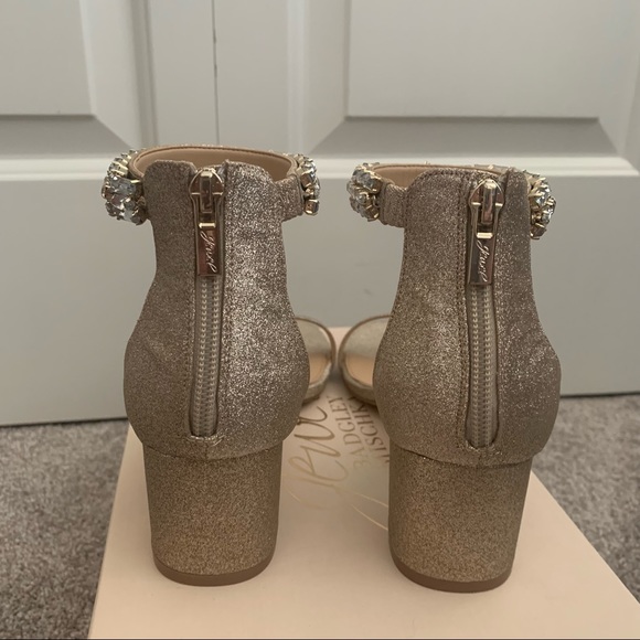 Jewel Badgley Mischka Gold Katerina Ankle Strap Sandal - Picture 4 of 11